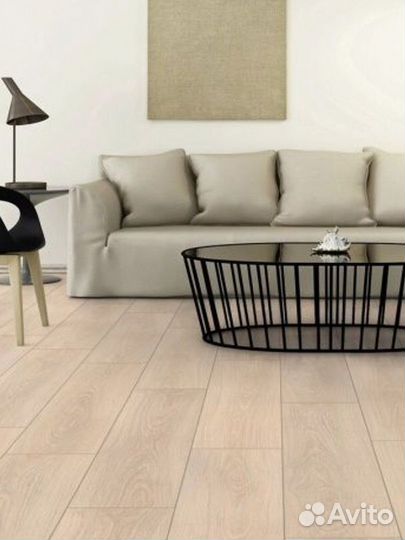 Ламинат для пола 8мм 33кл. Majestic Дуб ларино с фаской