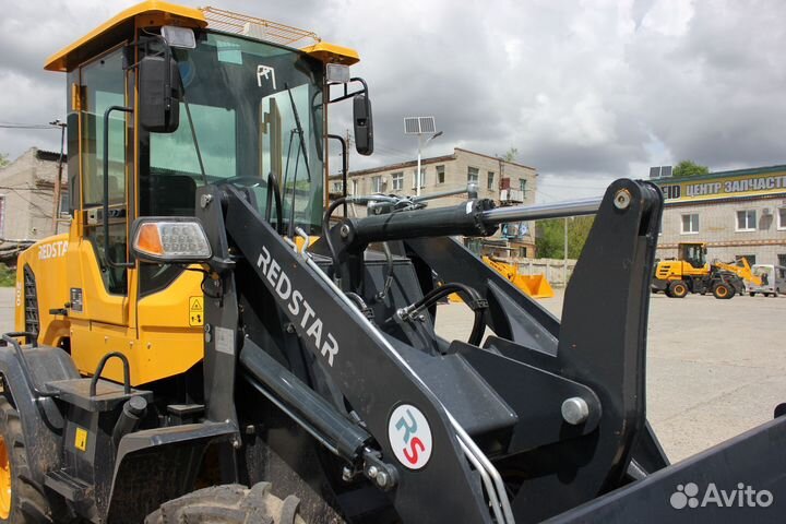Фронтальный погрузчик Redstar 200, 2023
