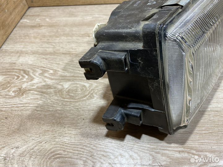 Фара передняя правая Honda Accord 2 142382