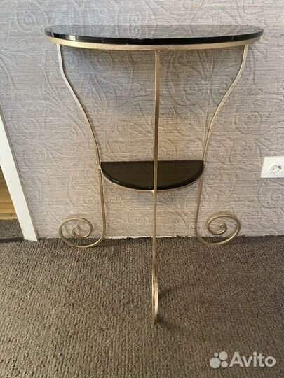 Кованный столик. Торг