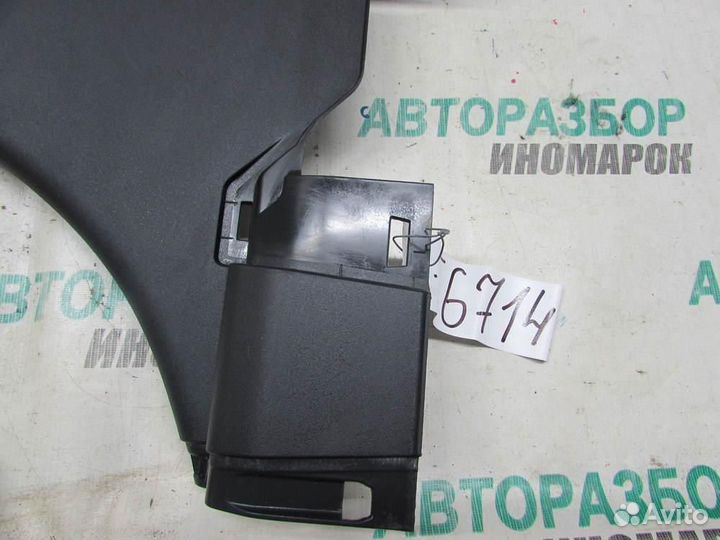 Обшивка стойки для Mitsubishi Outlander 3 2012