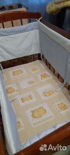 Детская кроватка
