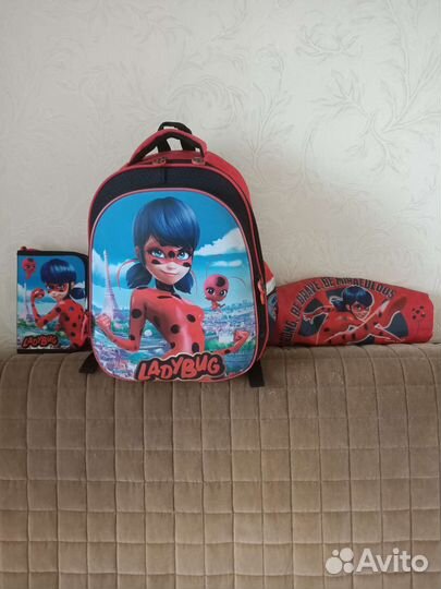 Школьный портфель