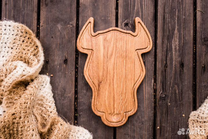 Доска разделочная из дуба «Голова быка»