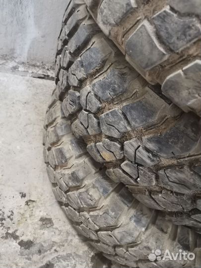 Bfgoodrich Mud-Terrain T/A KM2 255/85 R16