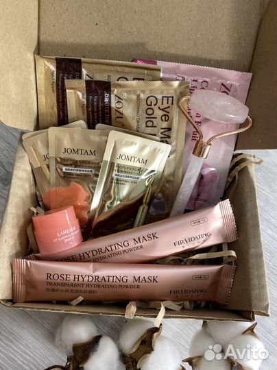 Набор косметики подарочный