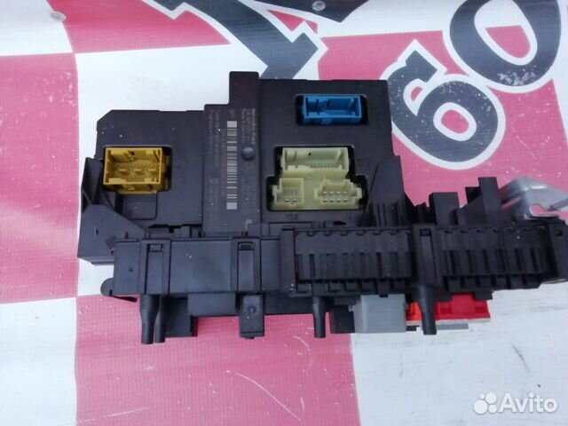 Блок предохранителей SAM Мерседес 2045458201