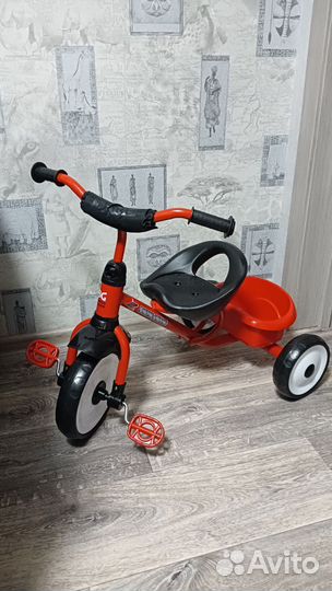 Новый трехколесный велосипед