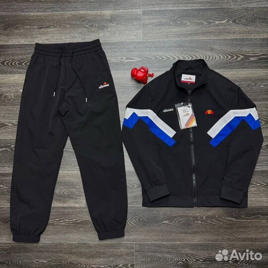 Спортивный костюм Ellesse