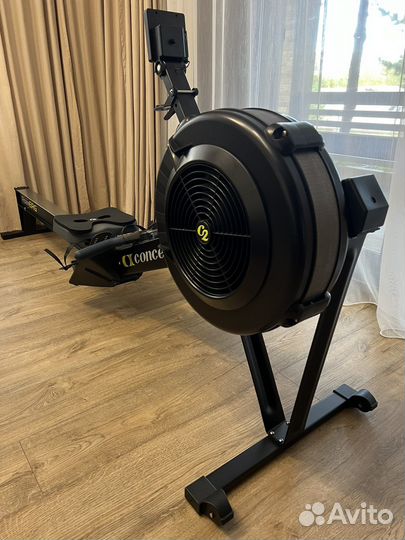 Гребной тренажер concept2