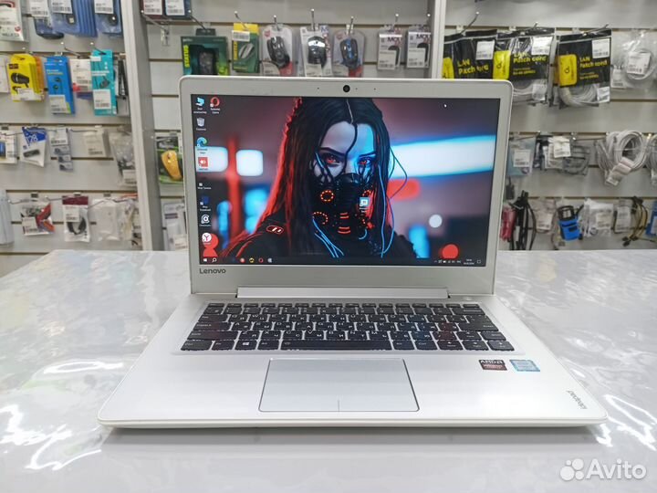 Ноутбук lenovo с подсветкой SSD512GB 8GB видео 2GB