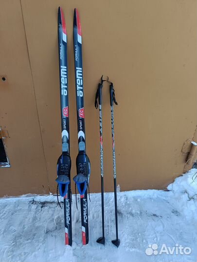 Беговые лыжи