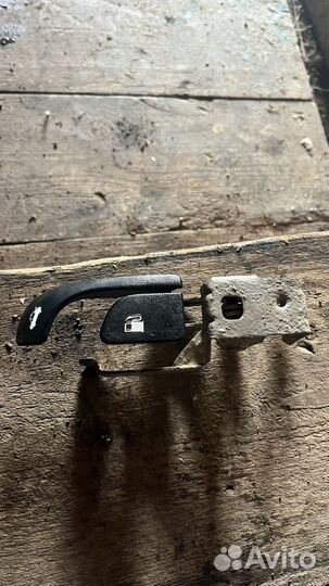 Ручка открывания багажника