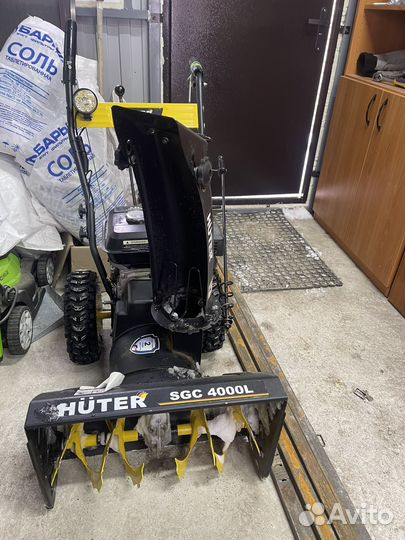 Снегоуборщик бензиновый huter sgc 4000L