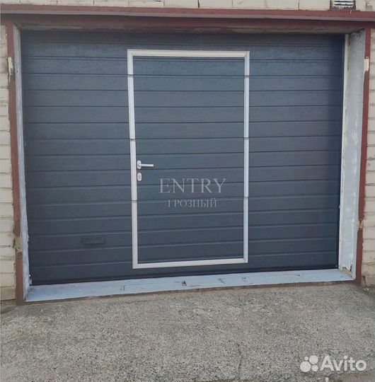 Ворота гаражные секционные