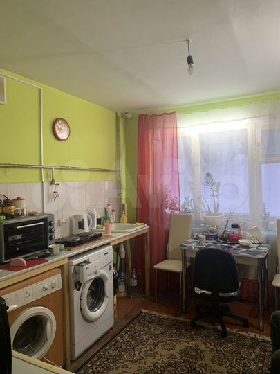 Комната 11 м² в 5-к., 2/5 эт.