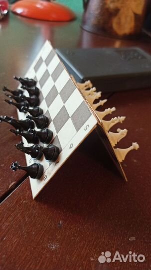 Дорожный магнит шахматы шашки домино СССР 14/8 см