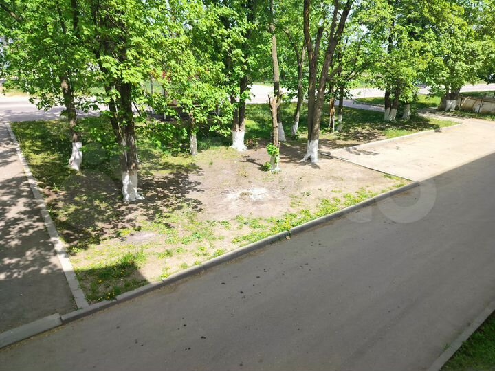 3-к. квартира, 70 м², 2/4 эт.