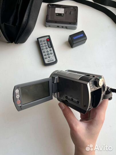 Видеокамера Sony dcr sr60e