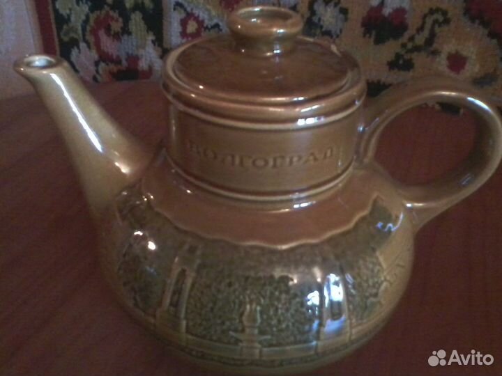 Большой керамический чайник