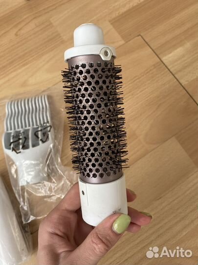 Фен щетка rowenta