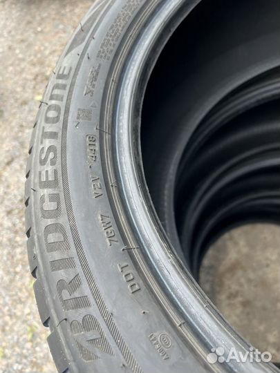 Bridgestone Blizzak LM-001 285/45 R21 113V