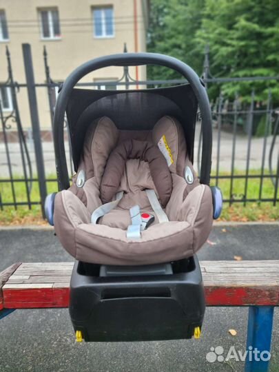 Автолюлька maxi cosi с базой isofix