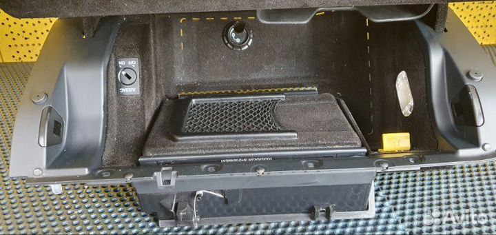 Бардачок Volkswagen Touareg 2 NF 3.0 CRC 2014