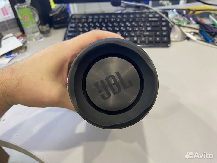 Колонка jbl charge 3