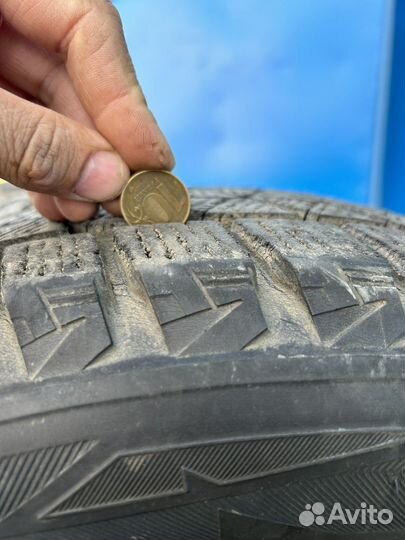 Bridgestone Blizzak DM-V3 225/55 R18
