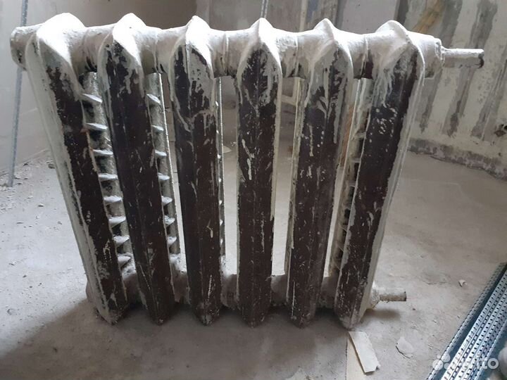 Батарея чугунная