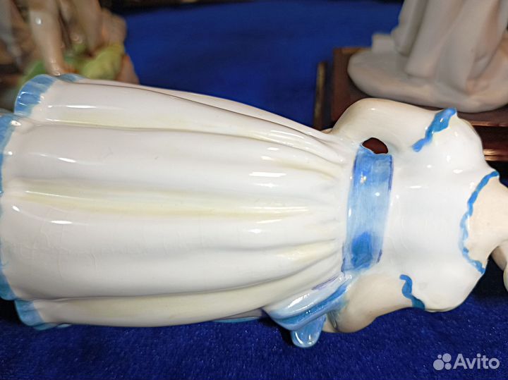 Статуэтки.Capodimonte.Дни недели.Royal Worcester