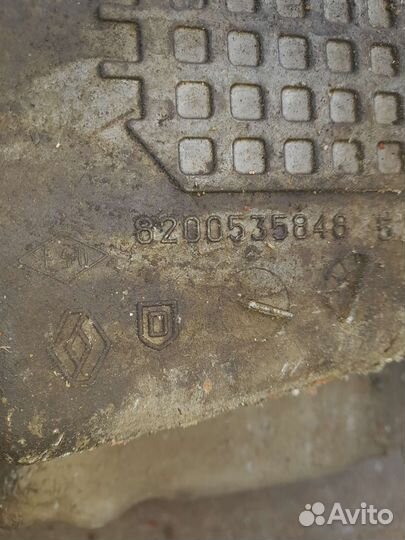 Поддон масляный двигателя Renault Logan дефект