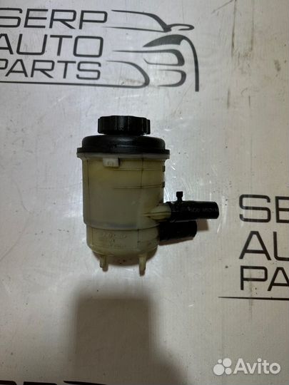 Бачок гидроусилителя Kia Rio 2 JB G4EE 2011