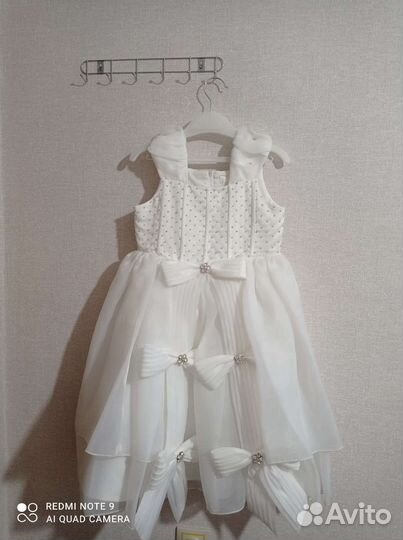 Платье для девочки новое