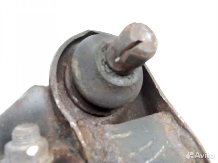 Рычаг передний левый нижний Nissan Pathfinder R51