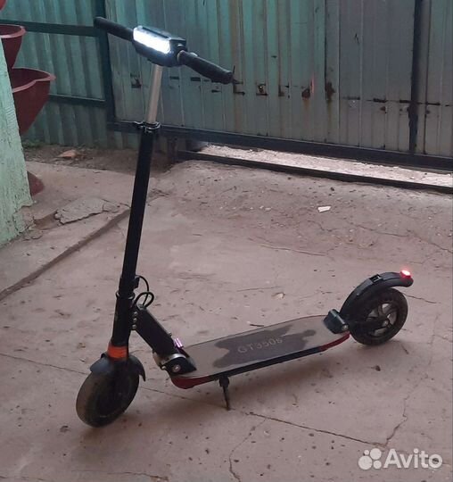 Электросамокат взрослый б/у GT350S