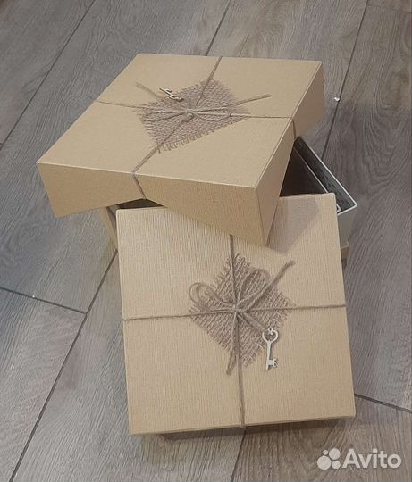 Коробка подарочная