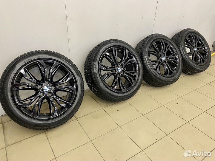 R18 Pirelli Winter Sottozero 3 225/50, PCD 5x112 DIA 66.6