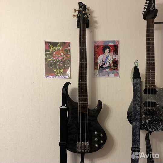 Бас гитара 5 струн Ibanez BTB 405 QM