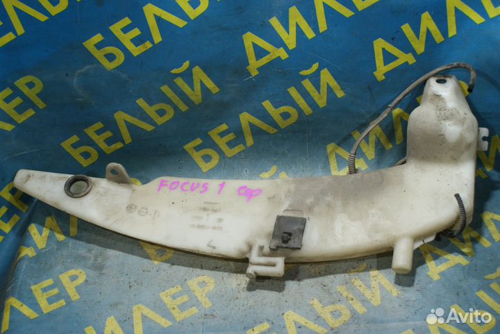 Бачок омывателя лобового стекла Ford Focus 1