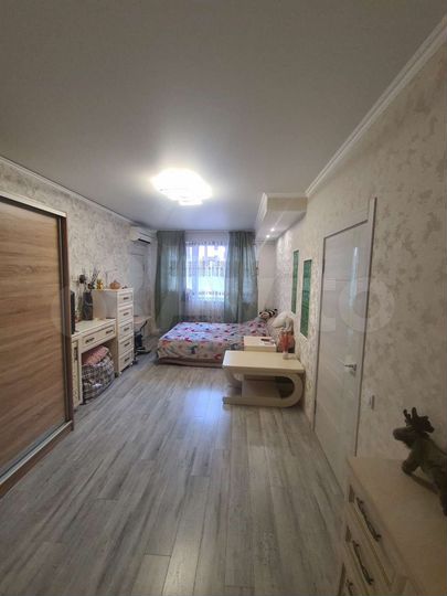 2-к. квартира, 78 м², 1/7 эт.