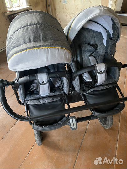 Коляска для двойни