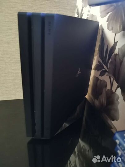 Sony playstation 4 pro 1tb