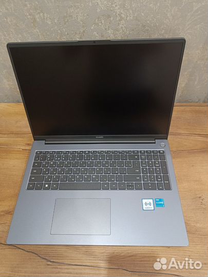 Ноутбук Huawei MateBook D16 (53013YDN) Новый