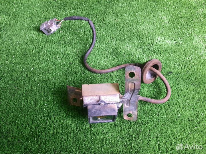 Камера заднего вида Mitsubishi Pajero 3 V75W 6G74