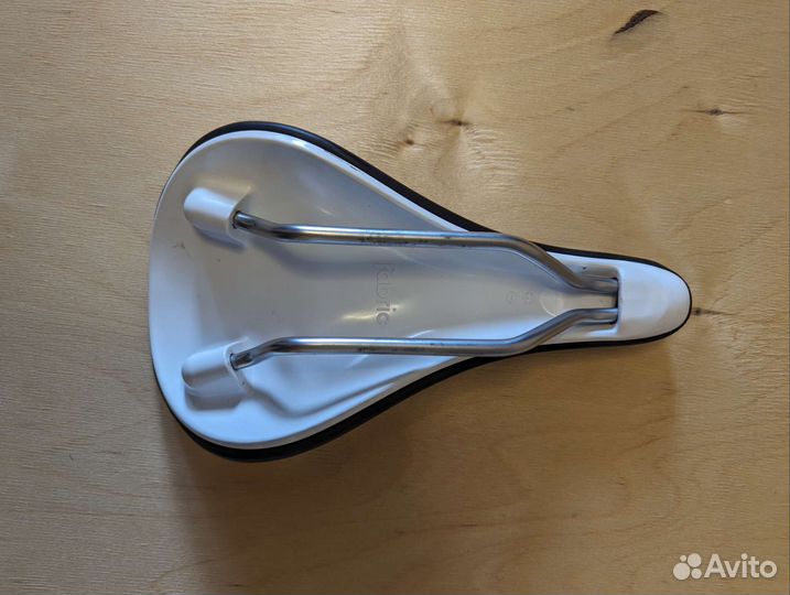 Седло fabric magic elite radius