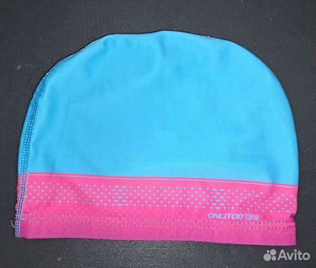 Две шапочки для плавания (силиконовая и тканевая)