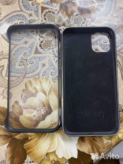 Чехол на iPhone 11