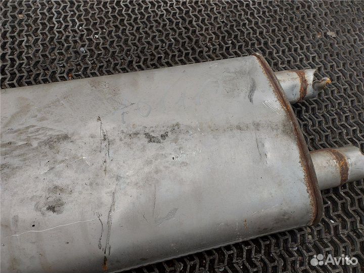 Глушитель Infiniti QX56, 2004